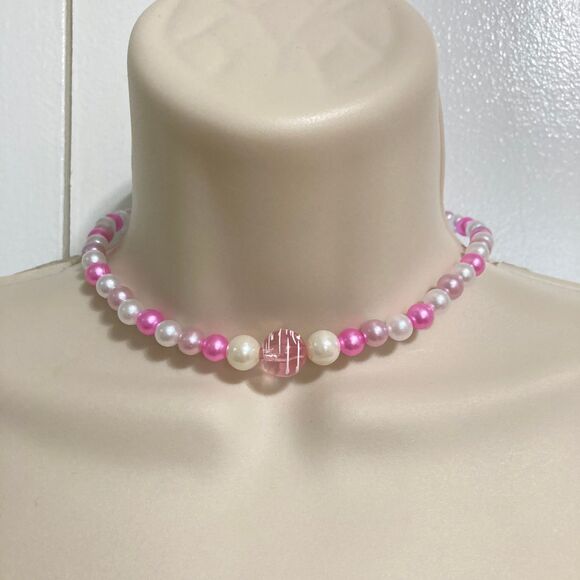 BARBIE Core Pink White Swirl Rose Colored Beads Statement Choker Necklace 16 in - Picture 9 of 11